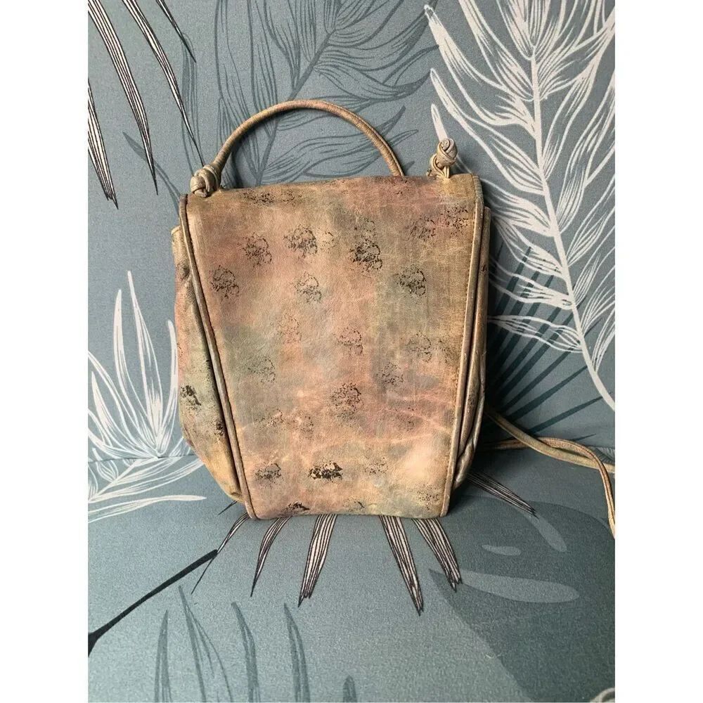 Fancy Nancy Hand Painted Vintage Leather Shoulder Bag Purse MCM 80’s - Picture 3 of 10